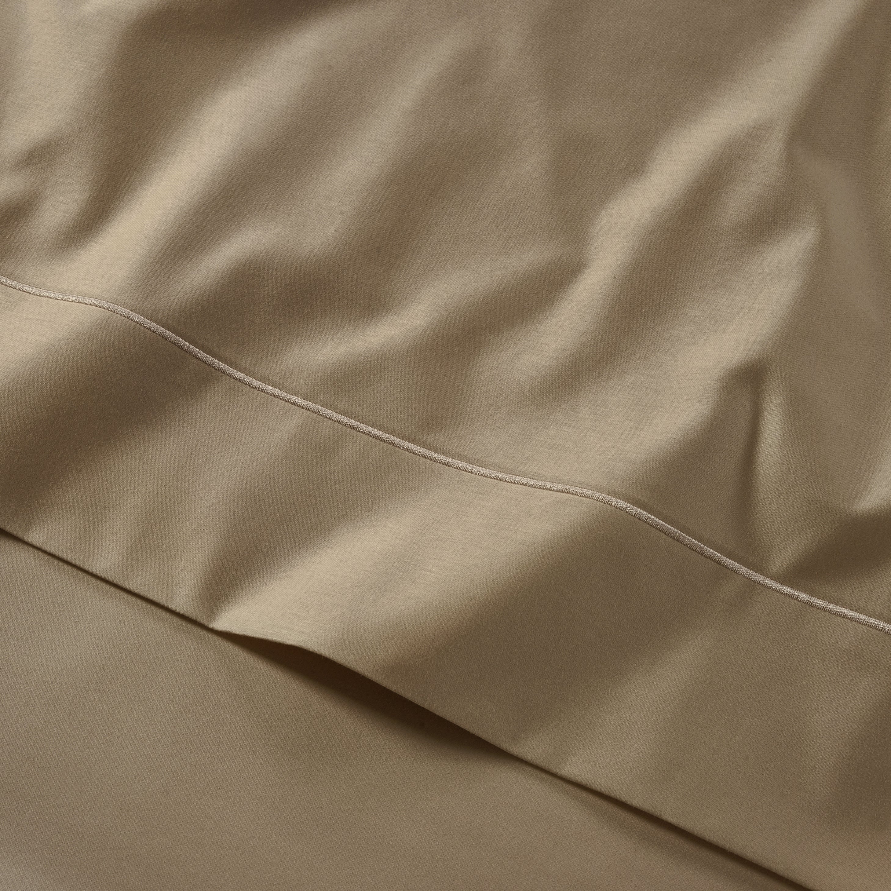 #color_taupe